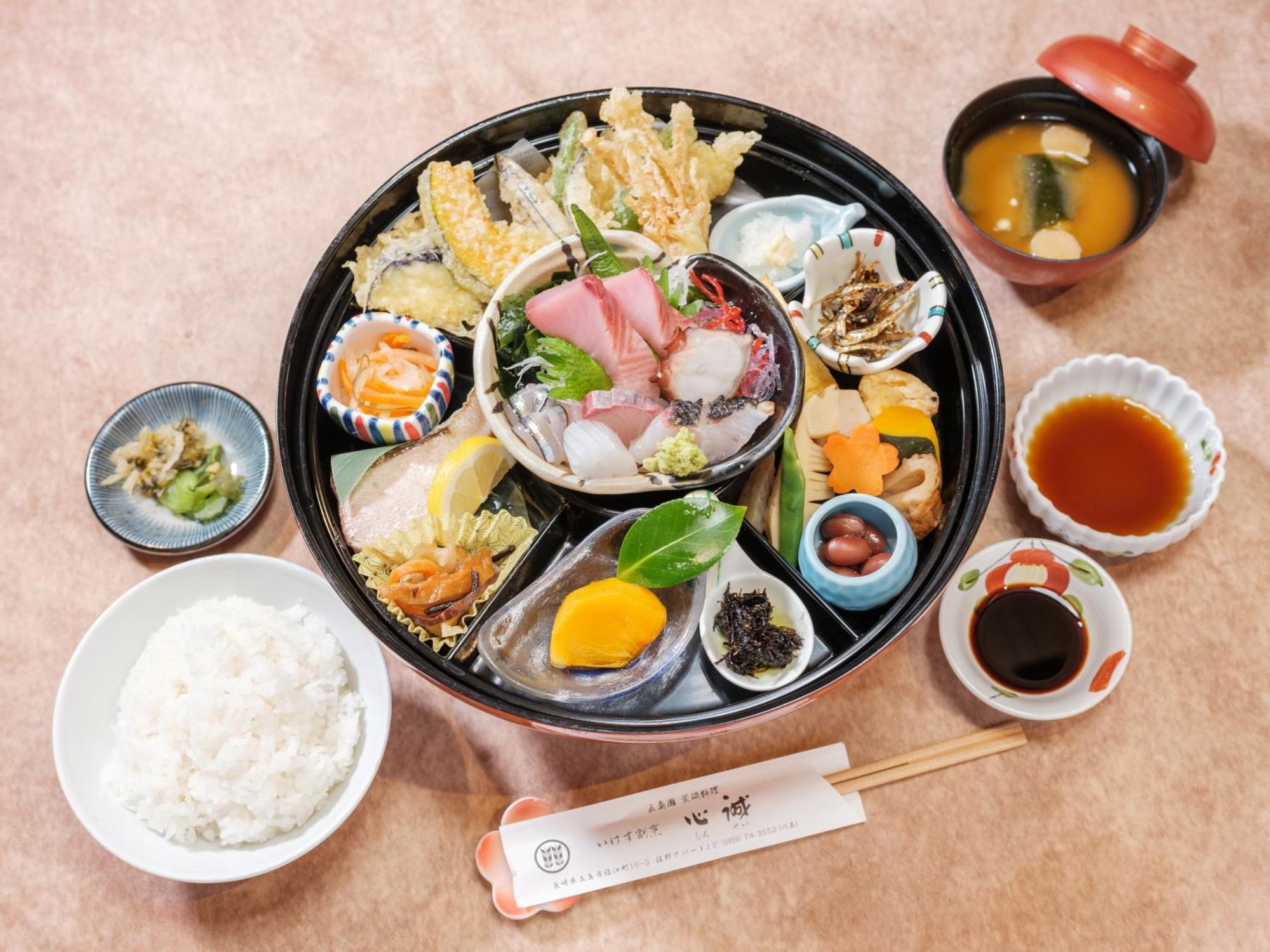 Villa Miyako 源泉かけ流し客室温泉ヴィラ みやこ別邸 โกโตะ ภายนอก รูปภาพ